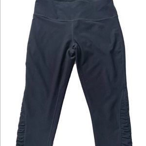 MPG Leggings - Size Small